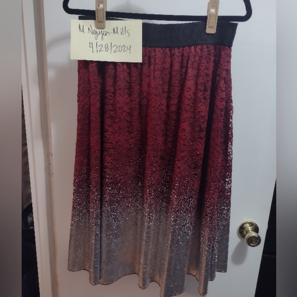 Lularoe Lola red lace skirt